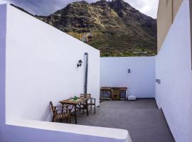 Casa Ángela, Canarian Heritage，位于洛西洛斯的酒店