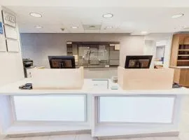 亚特兰大快捷假日酒店 - 东北I-85号 - 克莱尔蒙特路店