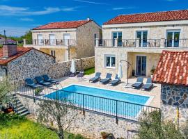 Luxury Stone villa with pool - Briševo，位于Briševo的别墅