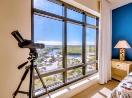 Vista Del Mar at Cape Harbour Marina, 10th Floor Luxury Condo, King Bed, Views!，位于珊瑚角的度假短租房