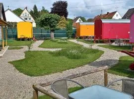 "Nesthocker" Café-Snackbar-Pension-Bauwagencamp