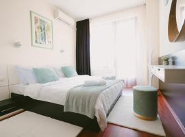 Golden Sands - Two Bedroom apartment on the beach，位于金沙的度假村