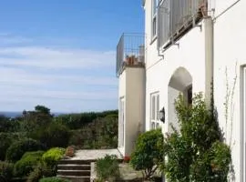 3 Linkside, Thurlestone, South Devon, family home close to the beach