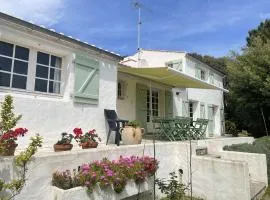 Maison 5 pièces 8 couchages avec jardin et terrasse - Proche plage et commerces à Noirmoutier-en-l'Île - FR-1-224B-477