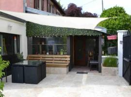 Maison 4 km Disneyland 30 min Paris，位于Esbly的酒店