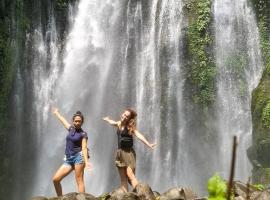 Suci's Friendly Apartments，位于马塔兰的酒店