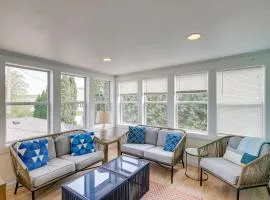 Elkhart Lake Vacation Rental 3 Mi to Road America!