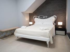 iitana Luxury Apartment - Catania Fronte Mare，位于卡塔尼亚Porto d' Ulisse-Ognina附近的酒店