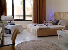 Jumeirah Beach Villa，位于迪拜努尔银行地铁站附近的酒店