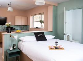 Settle in Southampton - Self Check-In Serviced Rooms & Suites，位于南安普敦的酒店