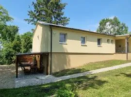 Chata nad kúpaliskom Santovka