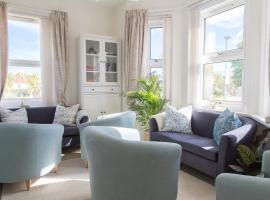 Harry's House Poole，位于浦耳的酒店