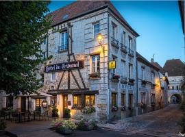 Logis - Hôtel & Restaurant du Tribunal，位于莫尔塔涅欧佩什的酒店