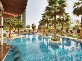 JW Marriott Marquis City Center Doha，位于多哈城市中心购物广场附近的酒店
