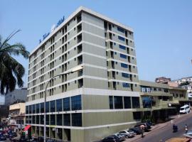 拉法赖斯雅温得酒店，位于Yaoundé Ville Airport - YAO附近的酒店