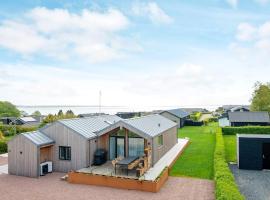 Luxury Retreat with Sea View - By Traum Ferienwohnungen，位于哈泽斯莱乌的酒店