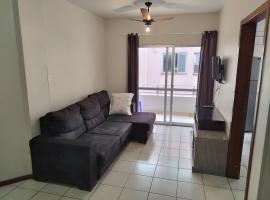 APT Praia Central Itapema 90MTS do Mar，位于伊塔佩马的酒店