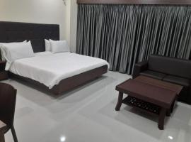 BBOM'S RESIDENCY，位于韦洛尔的酒店