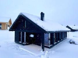 Brand new cabin at Moseteråsen Hafjell Ski inout，位于奥耶的酒店