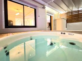 loft romantique spa，位于尼斯的酒店