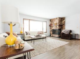 Relaxing Lake Haven House - Close to EVERYTHING!，位于安克雷奇的滑雪度假村