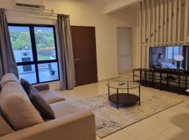 Modern 4BR Double Storey @ Setia Alam，位于莎阿南的度假屋