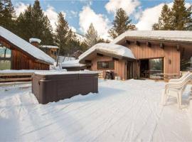 Bray House - Ski-in Ski-out family home，位于提顿村的酒店