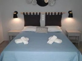 studios MARIA in naoussa paros 2-4 persons