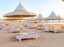 The Grand Hotel, Hurghada，位于赫尔格达赫尔格达国际机场 - HRG附近的酒店