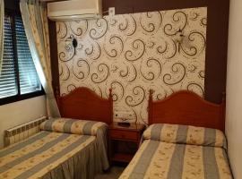 Restaurante & Hostal El Volante，位于莫拉莱哈的酒店