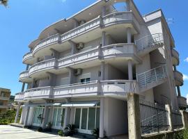 Apartments Flamida，位于乌尔齐尼的海滩短租房
