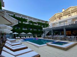 Olympic Kosma Hotel & Villas - Hanioti，位于卡尼奥提的酒店