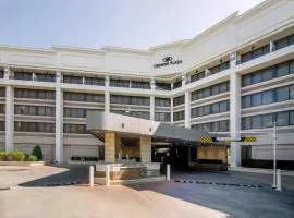 Crowne Plaza Executive Center Baton Rouge, an IHG Hotel