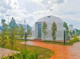 The Dome @ Gua Musang，位于话毛生的带泳池的酒店
