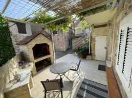 Studio Apartment Klaric，位于维斯的酒店