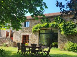 Calme et confort à la campagne en Bourgogne vinicole,，位于Aubigny-la-Ronce的度假短租房