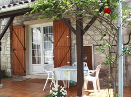 La maison de Juliette En haut，位于Lascabanes的酒店
