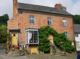 The Old Stores，位于蒙哥马利蒙哥马利城堡附近的酒店