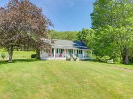 Weaverville Cottage Fishing Pond and Mountain Views