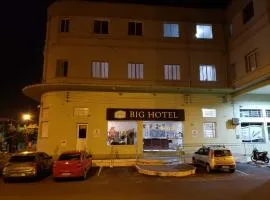 BIG HOTEL