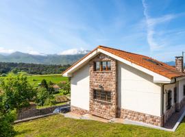 Casa en Llanes cerca de la playa, Niembru. El Carrascal，位于利亚内斯的乡村别墅