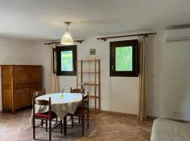 Corte Appartement T2 en résidence privée