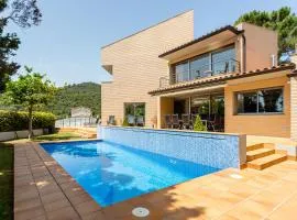 Exclusive Villa with pool seaview