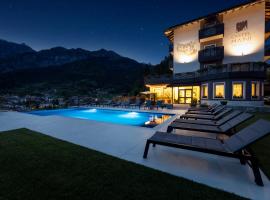 Hotel Castel Mani，位于圣洛伦佐因巴纳莱的酒店