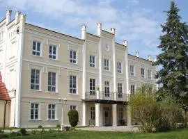 Gemütliche Ferienwohnung für 6 Personen im Schloss Kastorf