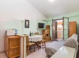 Apartment Nicole 100m from the beach - Happy Rentals