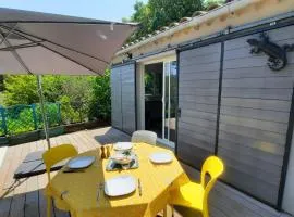 Gîte avec piscine et jacuzzi partagés en Cévennes