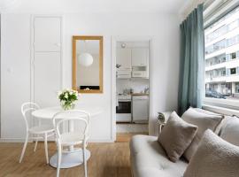 Stylish Nordic Studio by Tram Stop，位于赫尔辛基Sea Life Helsinki附近的酒店