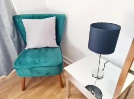 Dundee City Apartment with 3 Bedrooms