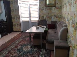 Квартира для 5 человек в Нукусе，位于努库斯的度假短租房
